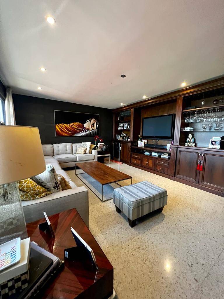 Homes for sale Marina del Rey Coco del Mar MLSA1698700115001...