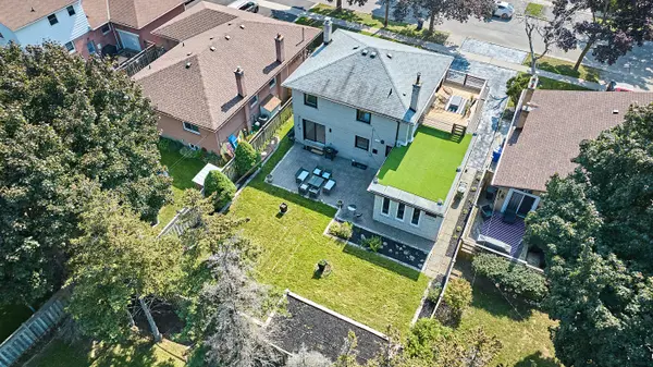 40 Monarchwood Cres, Toronto, ON M3A 1H4