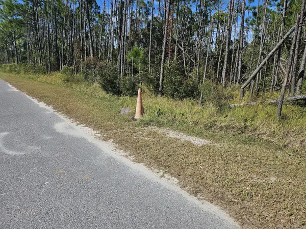 5961 Red Cedar St, Pensacola, FL 32507