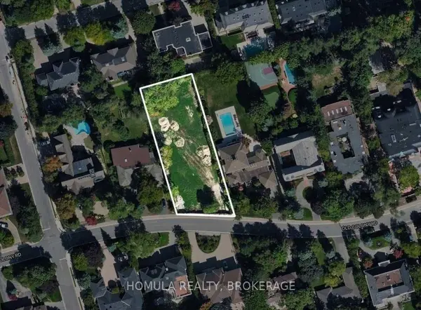 48 Old Colony Rd, Toronto, ON M2L 2K1
