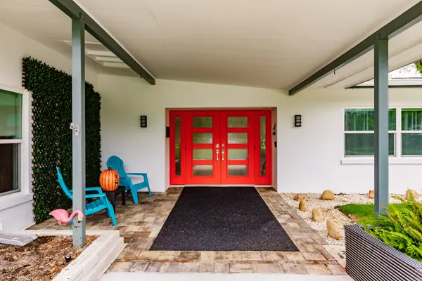 1013 Aqua Ln, Fort Myers, FL 33919