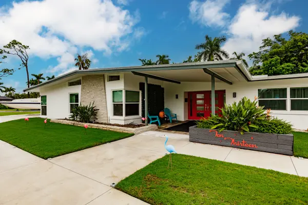 1013 Aqua Ln, Fort Myers, FL 33919