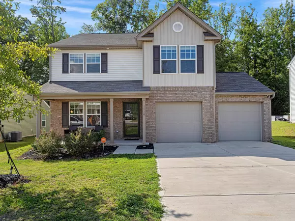 A Spacious and Versatile Home in Near Charlotte: 1110 Whitehall Hill Rd, York, SC,Franklin Bellamy