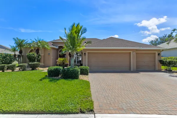 5084 Pinot St, Rockledge, FL 32955