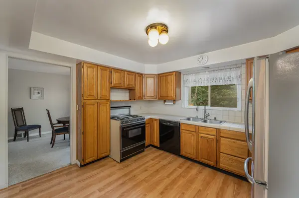 671 Doepke Ln, Cincinnati, OH 45231