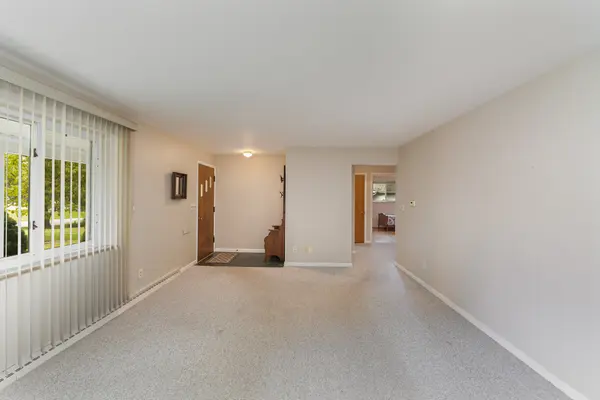 671 Doepke Ln, Cincinnati, OH 45231