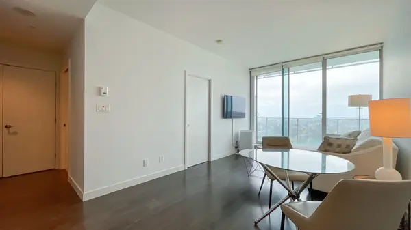 8131 Nunavut Ln #3009, Vancouver, BC V5X 0E2