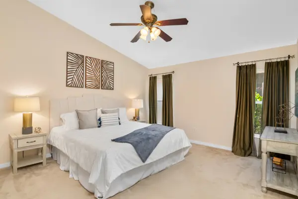 12331 Jewel Stone Ln, Fort Myers, FL 33913