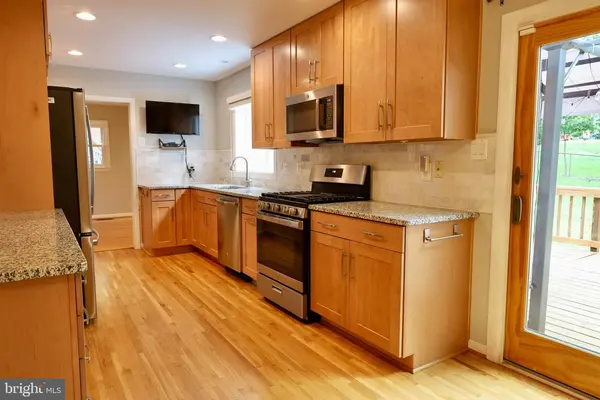 4513 Sonata Ct, Fairfax, VA 22032