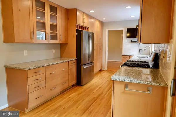 4513 Sonata Ct, Fairfax, VA 22032