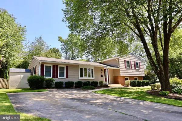 4513 Sonata Ct, Fairfax, VA 22032