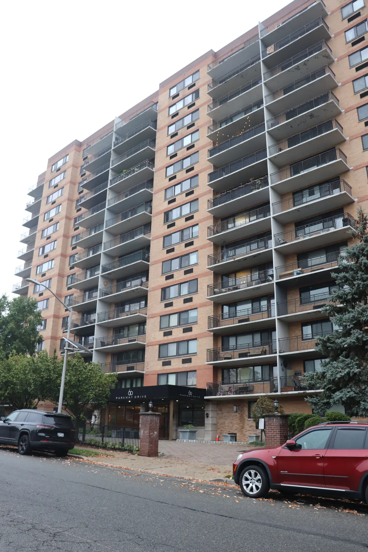 60 Parkway Dr E #1b, East Orange, NJ 07017