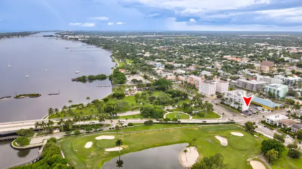 1 N Golfview Rd #105, Lake Worth Beach, FL 33460