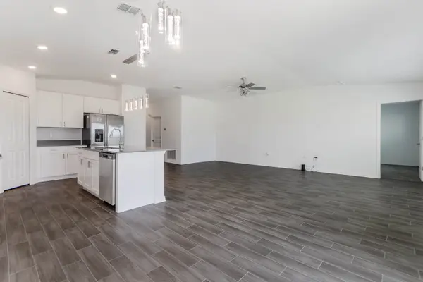 2262 Pigeon Plum Dr, Haines City, FL 33844