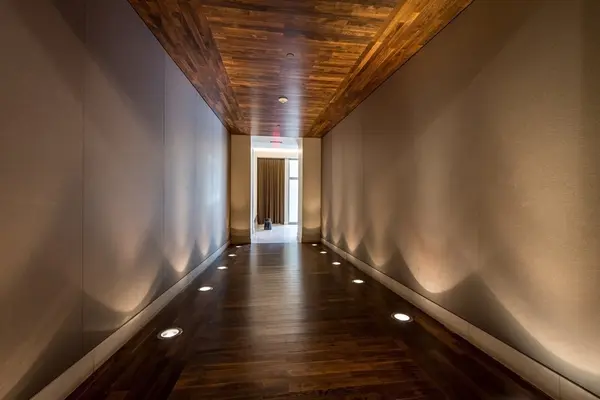 285 Columbus Ave #601, Boston, MA 02116