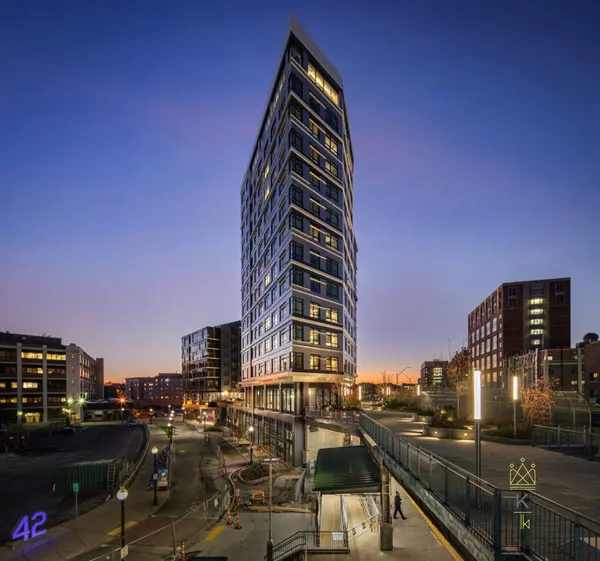 771 Beacon St, Boston, MA 02215