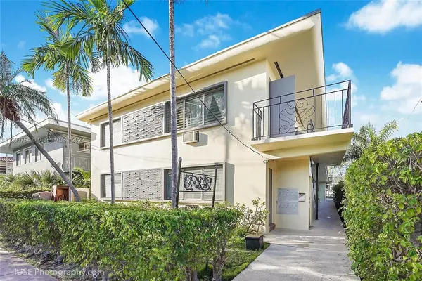 2025 Calais Dr, Miami Beach, FL 33141