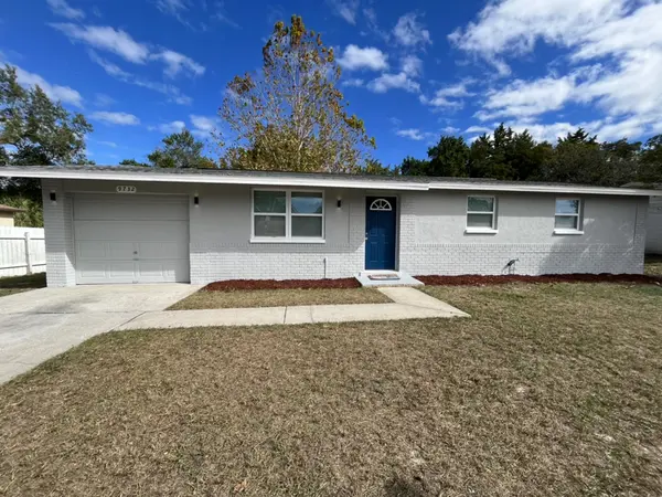 Bayside Ct, Spring Hill, FL 34608-3824