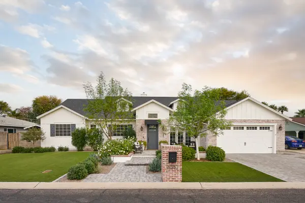 3851 N 50th St, Phoenix, AZ 85018