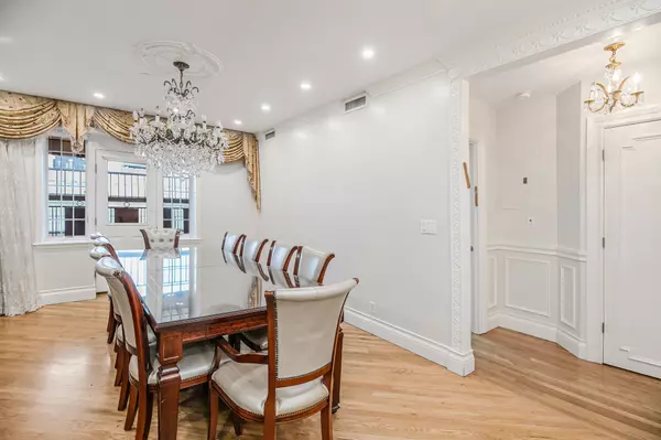 Brooklyn, NY 11249,9 Franklin Ave #6 (25 ft wide! -3 side windows!)