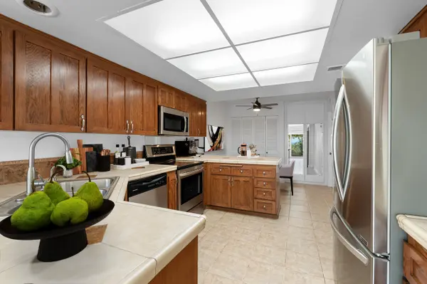 4884 Valdina Way, San Diego, CA 92124