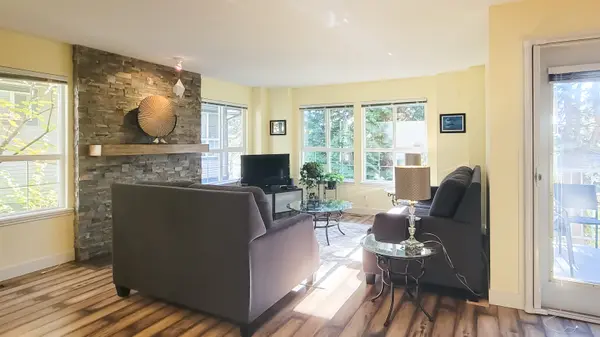 241 Parkside Dr #24, Port Moody, BC V3H 5G5