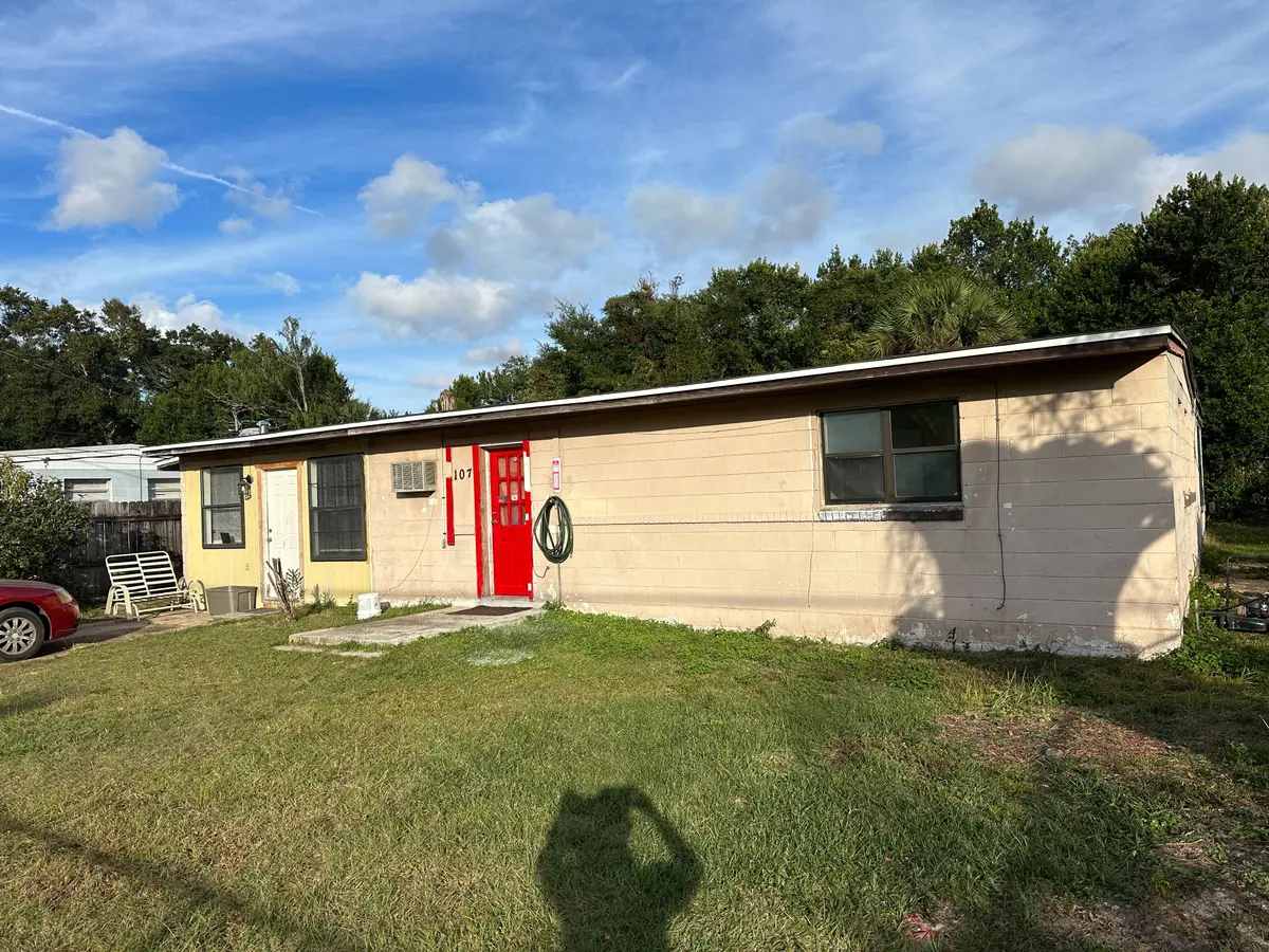107 New Mexico Dr, Pensacola, FL 32505