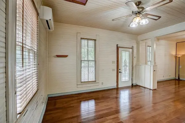 1701 E 34th St, Austin, TX 78722