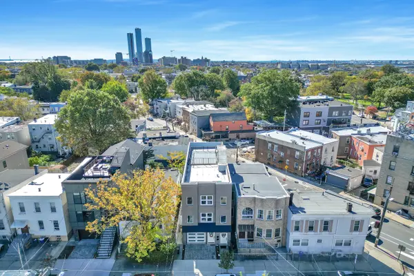131 Zabriskie St, Jersey City, NJ 07307