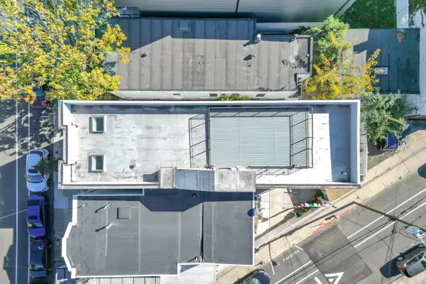 131 Zabriskie St, Jersey City, NJ 07307