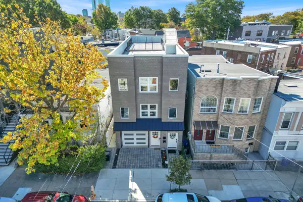 131 Zabriskie St, Jersey City, NJ 07307