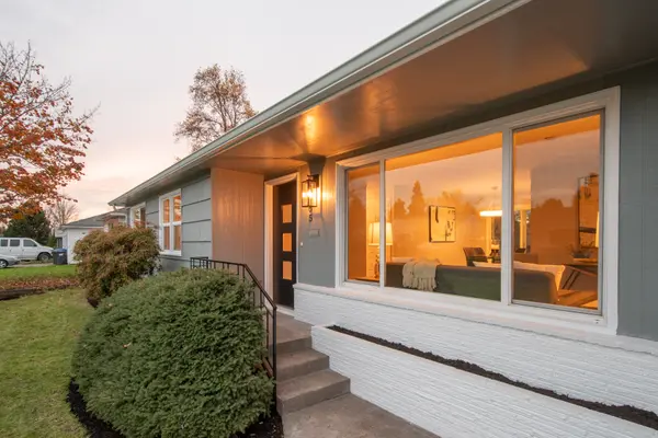 2465 Northgate Ave NE, Salem, OR 97301