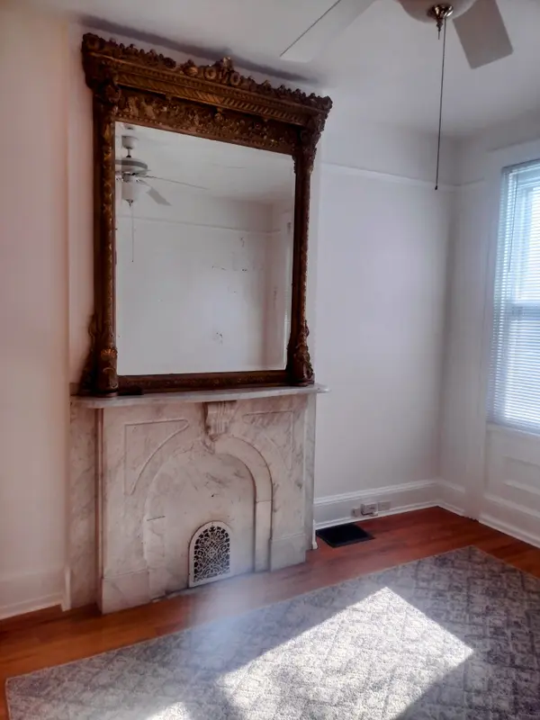 2031 Fitzwater St #1F, Philadelphia, PA 19146