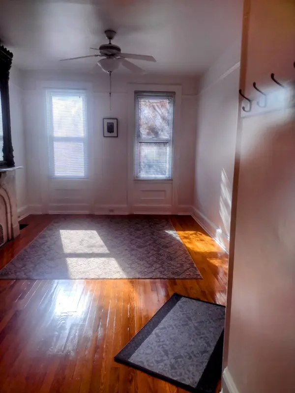 2031 Fitzwater St #1F, Philadelphia, PA 19146