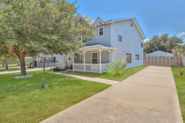 1838 W Ansley Blvd, San Antonio, TX 78224