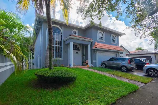 15251 NW 89th Ave, Miami Lakes, FL 33018