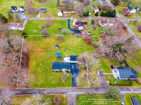 2406 Hanna St New Castle, PA 16102