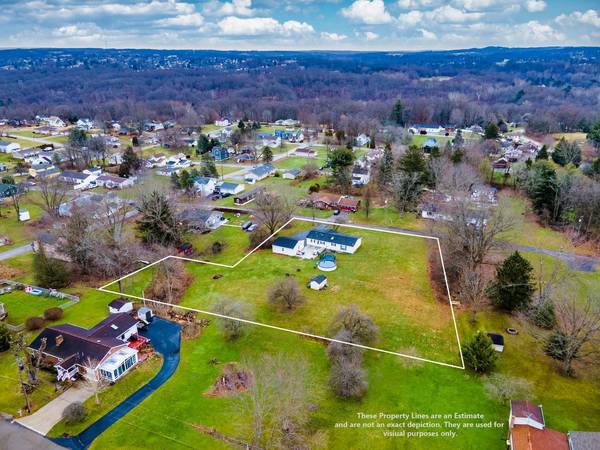 2406 Hanna St New Castle, PA 16102