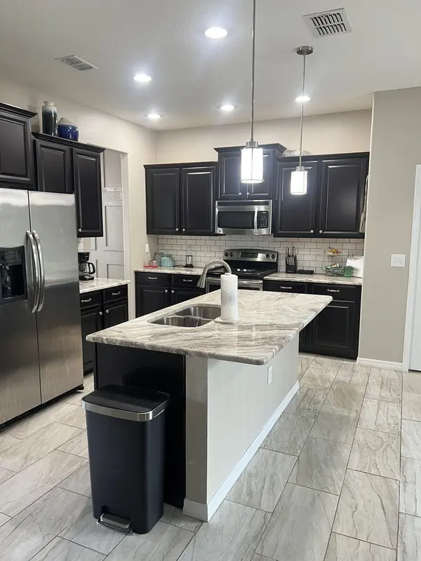 2220 Grantham Ave, Davenport, FL 33837