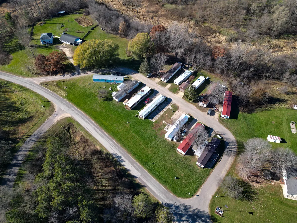 S1551 County Road I, Alma, WI 54610