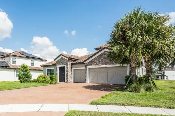 3957 Blacktail Ct, Kissimmee, FL 34746