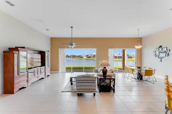 3709 DOCKSIDE DR, Kissimmee, FL 34746