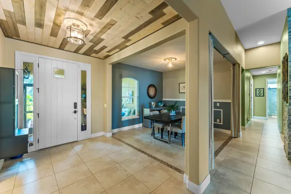 3718 Paradiso Circle, Kissimmee, FL 34746