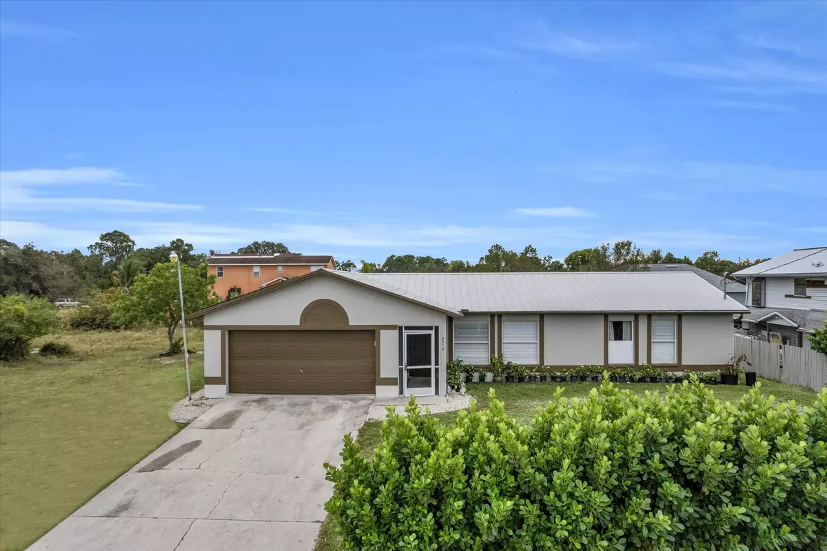 Lehigh Acres, FL 33971,5313 Lee St