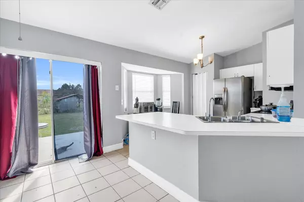 Lehigh Acres, FL 33971,5313 Lee St