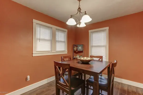 1606 3rd St NE, Rochester, MN 55906