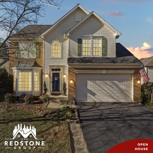 26057 Springdale Dr, Chantilly, VA 20152