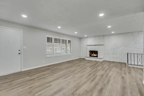 2303 W 4250 S, Roy, UT 84067