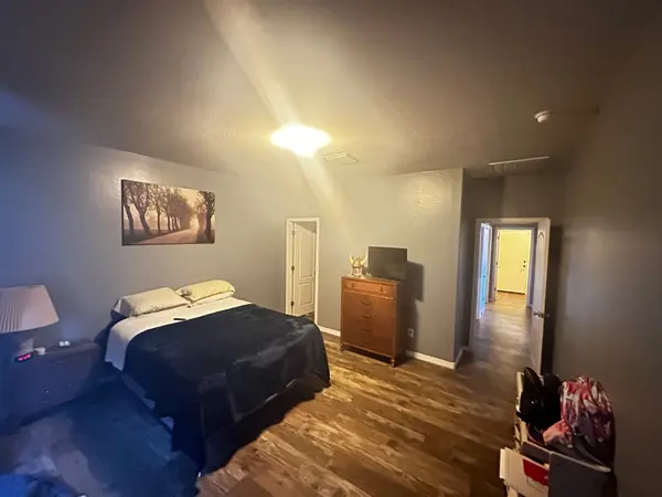 8142 W Pueblo Ave, Phoenix, AZ 85043