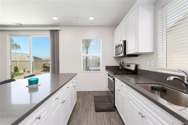 31882 Ives Ct Menifee, CA 92584